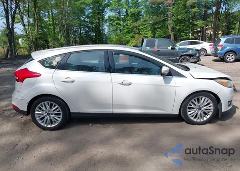 2016 Ford Focus Titanium from USA, damaged, VIN 1FADP3N22GL239282